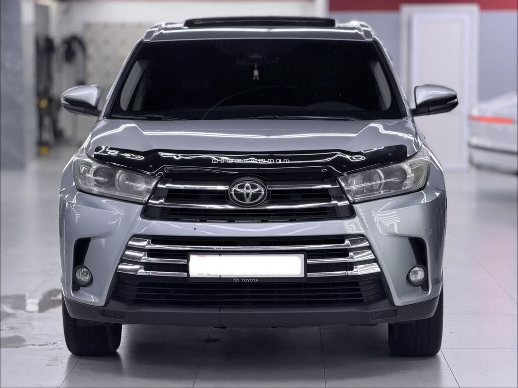 Toyota Highlander: 2017 г., 3.5 л, Автомат, Бензин, Кроссовер: фото 3