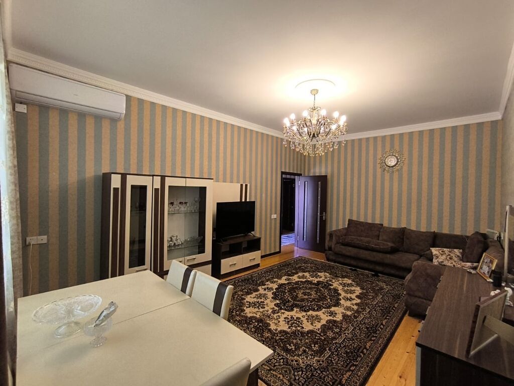 6 otaqlı, 165 kv. m, Kredit yoxdur, Orta təmir