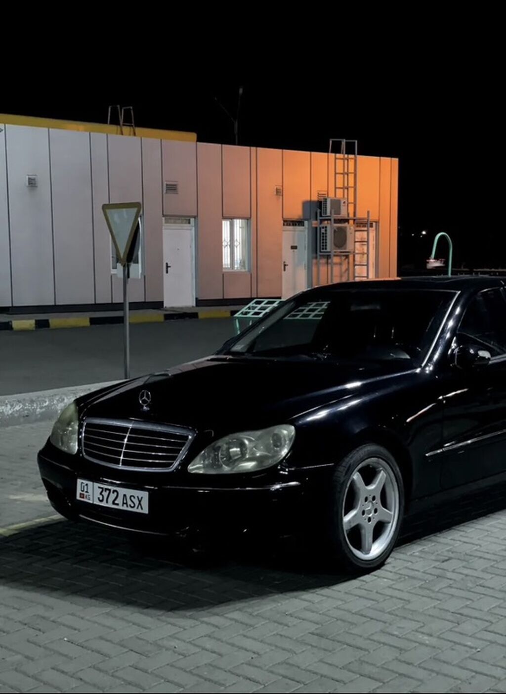 Mercedes-Benz S-Class: 2003 г., 5 л, Автомат, Газ, Седан: фото 3
