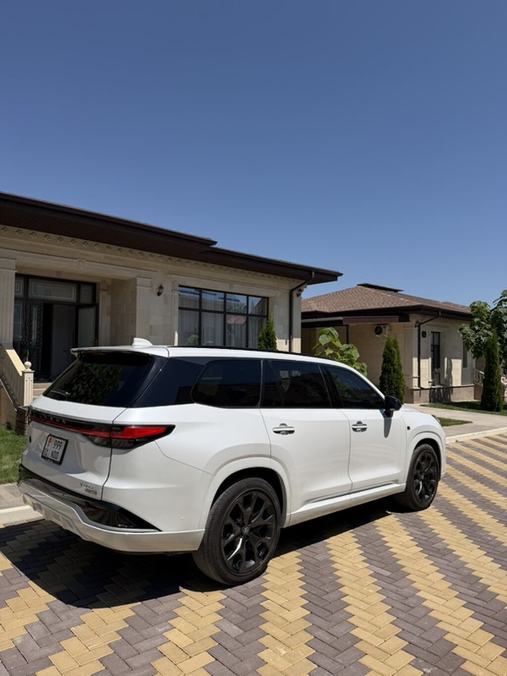 Lexus TX: 2025 г., 2.5 л, Автомат, Гибрид, Кроссовер: фото 2