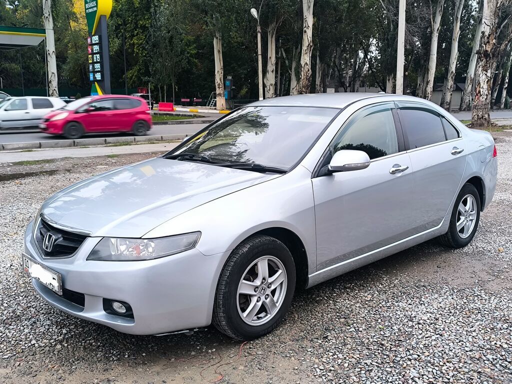 Honda Accord: 2003 г., 2 л, Автомат, Бензин, Седан: фото 2