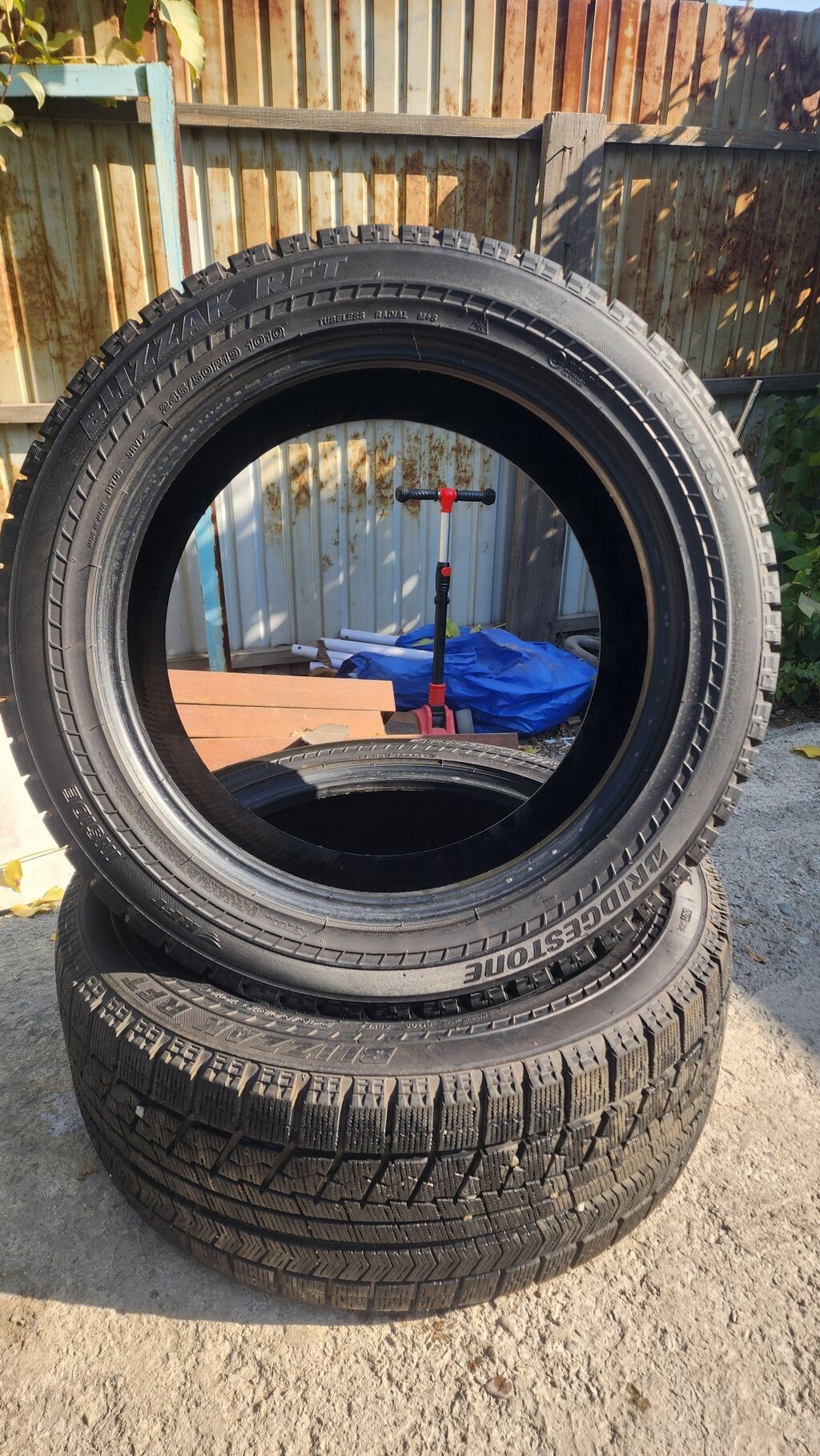 Bridgestone Blizzak RFT зимние шины – Размер: 245/50 R19 – Индекс: фото 7