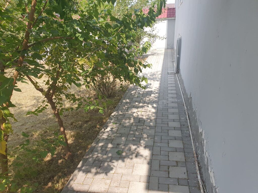 İsmayıllı rayon, Günəşli qəsəbəsində təcili həyətyanı ev satılır