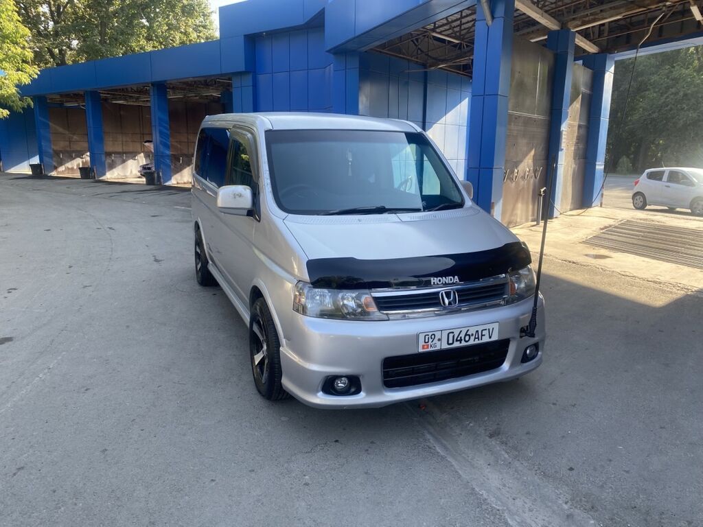 Honda Stepwgn: 2003 г., 2 л, Автомат, Бензин, Минивэн: фото 2