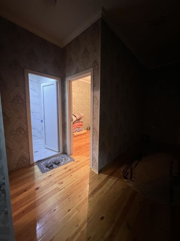 2 otaqlı, 65 kv. m, Orta təmir