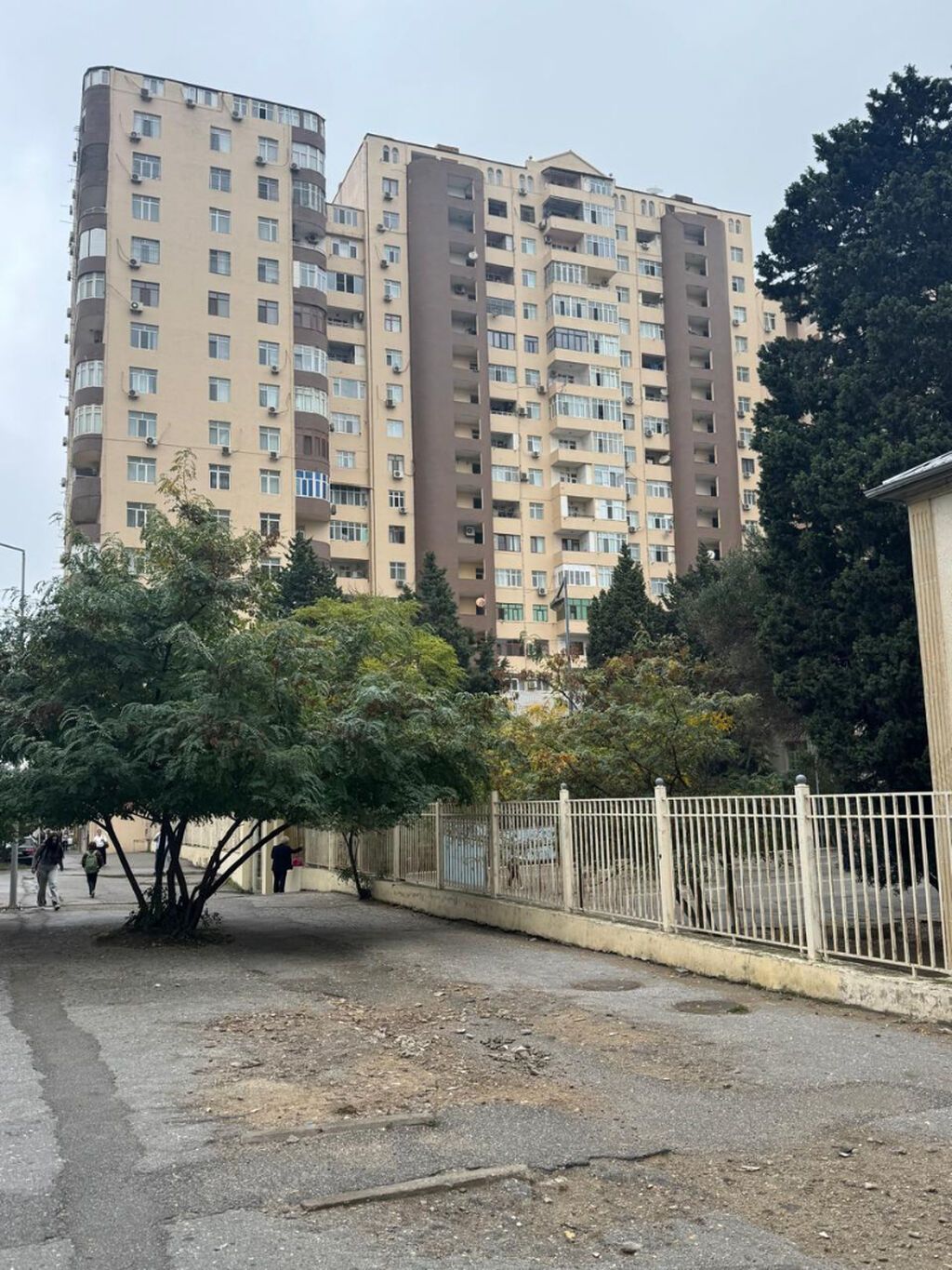 2 otaqlı, Yeni tikili, 101 kv. m