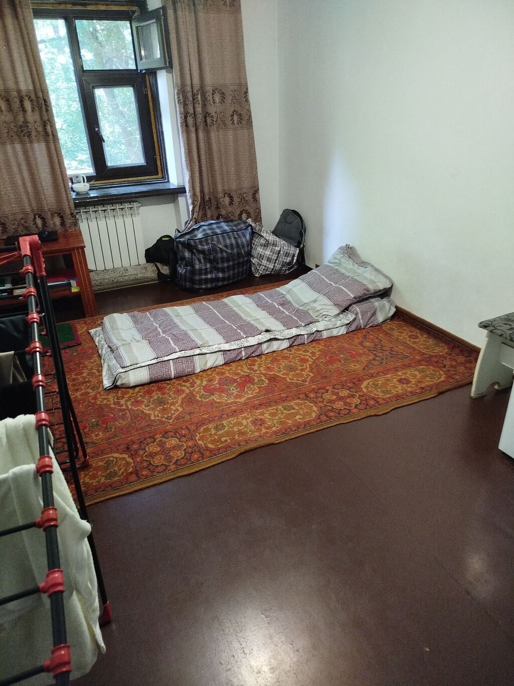 СДАЮ КОМНАТУ(ПОДСЕЛЕНИЕ,в одной комнате- Хозяин живёт) в городской: фото 1