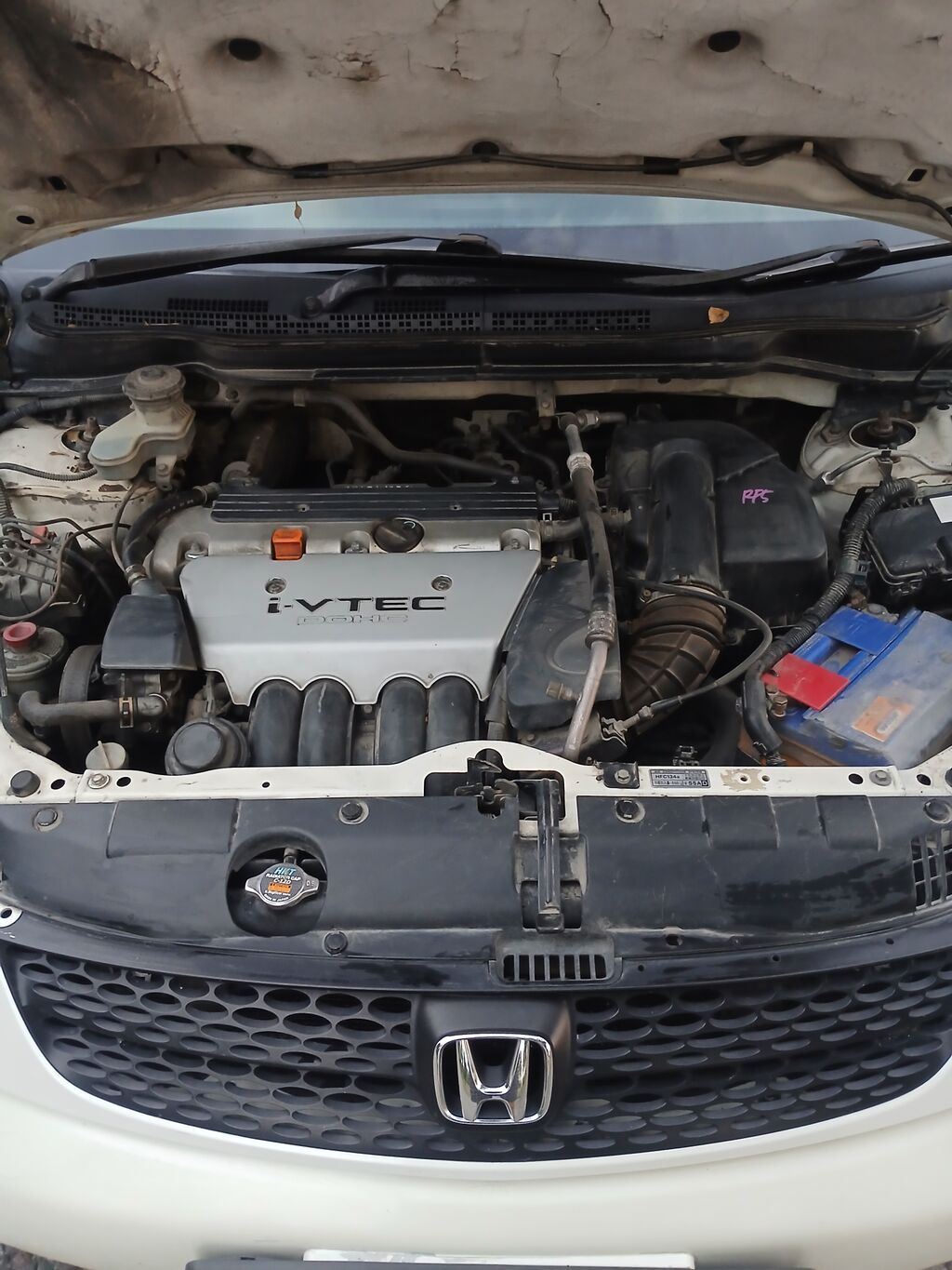 Honda Stream: 2001 г., 2 л, Автомат, Бензин, Хэтчбэк: фото 4