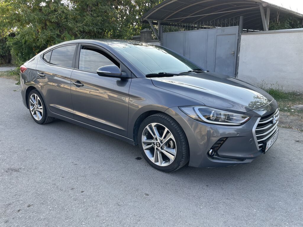 Hyundai Avante: 2016 г., 1.6 л, Автомат, Бензин, Седан: фото 3