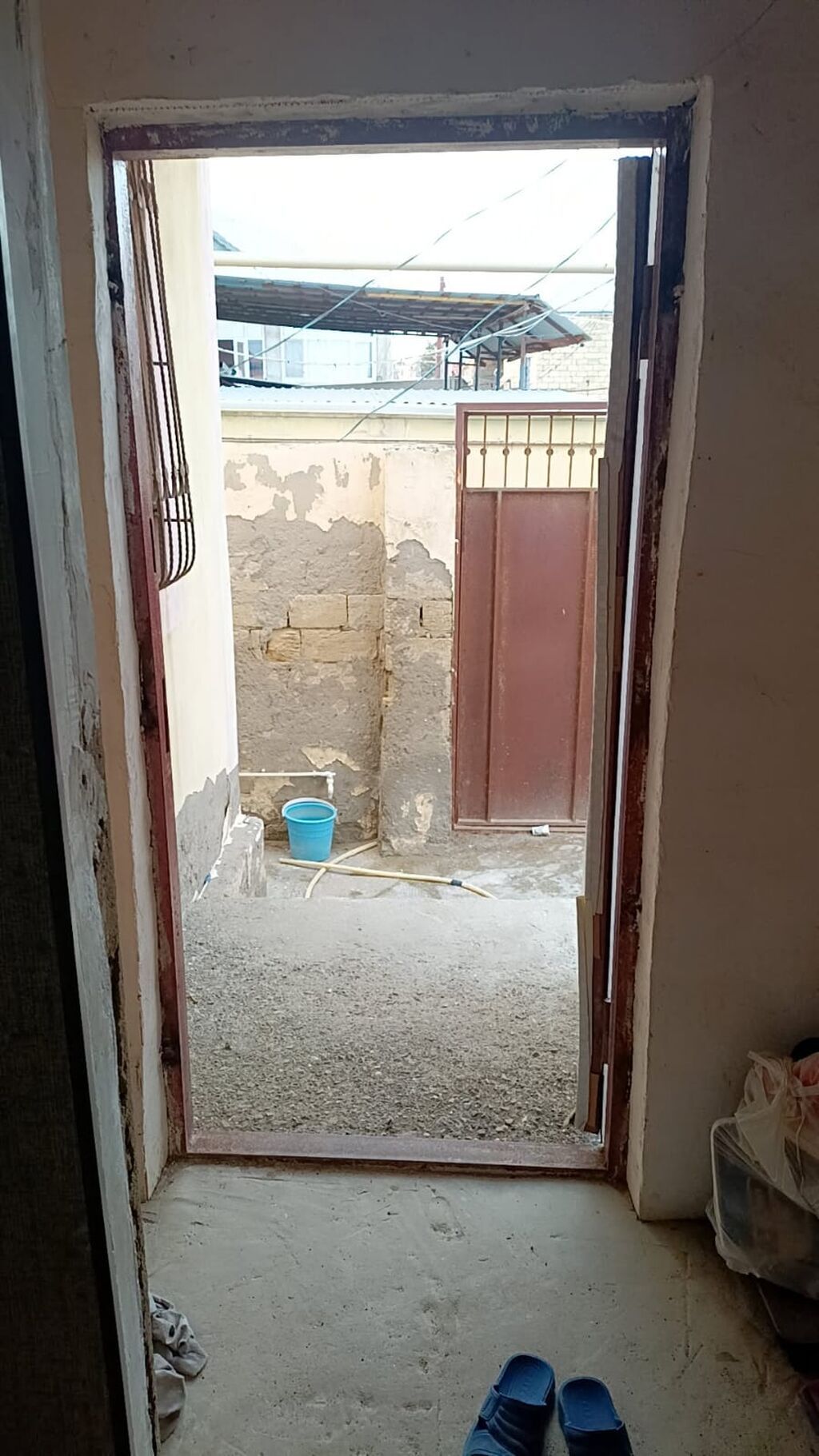 2 otaqlı, 70 kv. m, Orta təmir