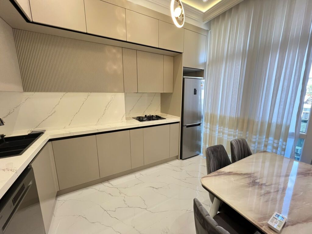 28 May metrosu | 3 Otaqlı Mənzil Kirayə Verilir! 📍 Ünvan: Kazım