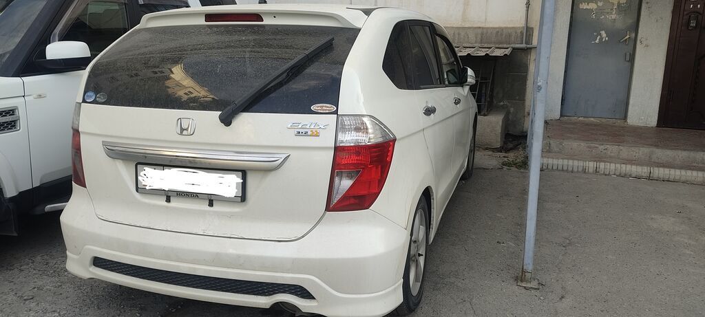 Honda Edix: 2003 г., 2 л, Автомат, Бензин, Универсал: фото 3