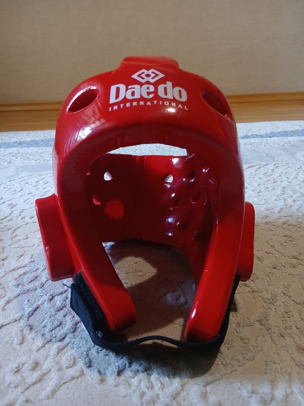 Шлем для тхэквондо Daedo International, красный. Надевали один раз - — фото 2