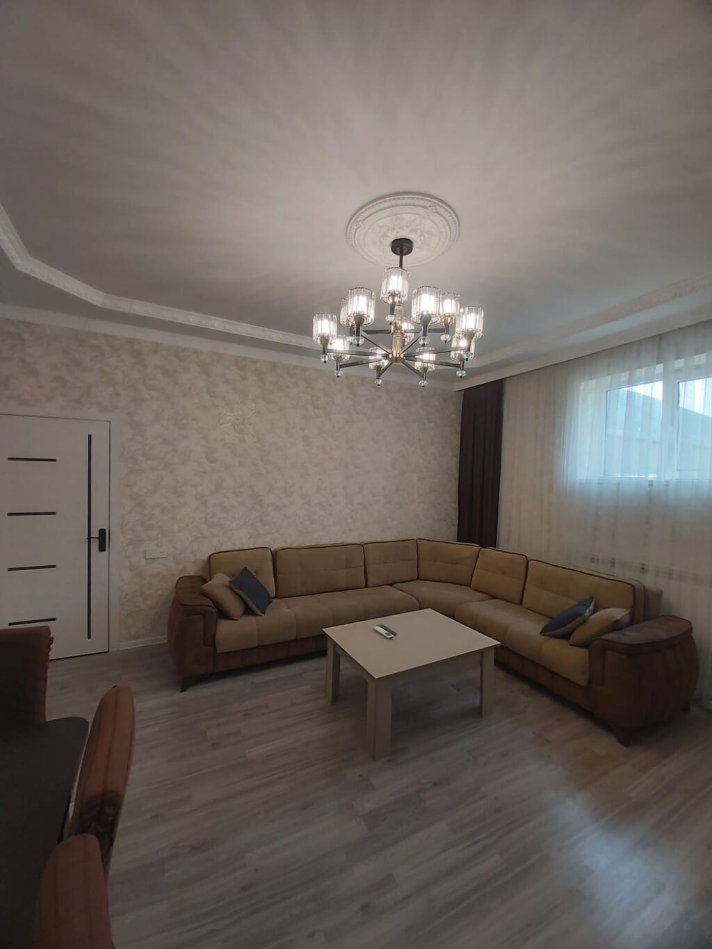 120 kv. m, 3 otaqlı, İnternet, Qaz, İşıq