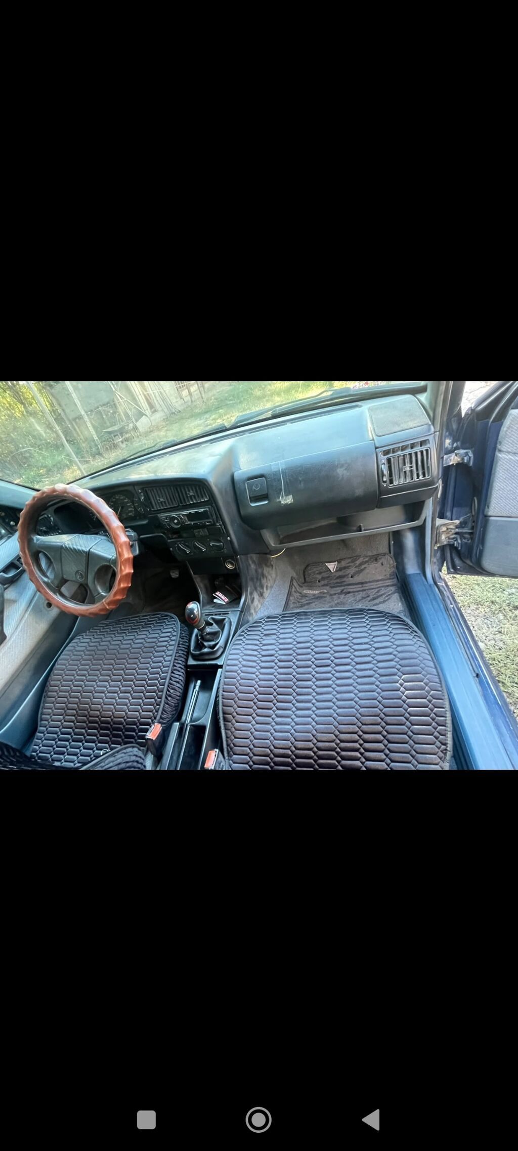 Volkswagen Passat: 1990 г., 1.8 л, Механика, Бензин, Седан: фото 6