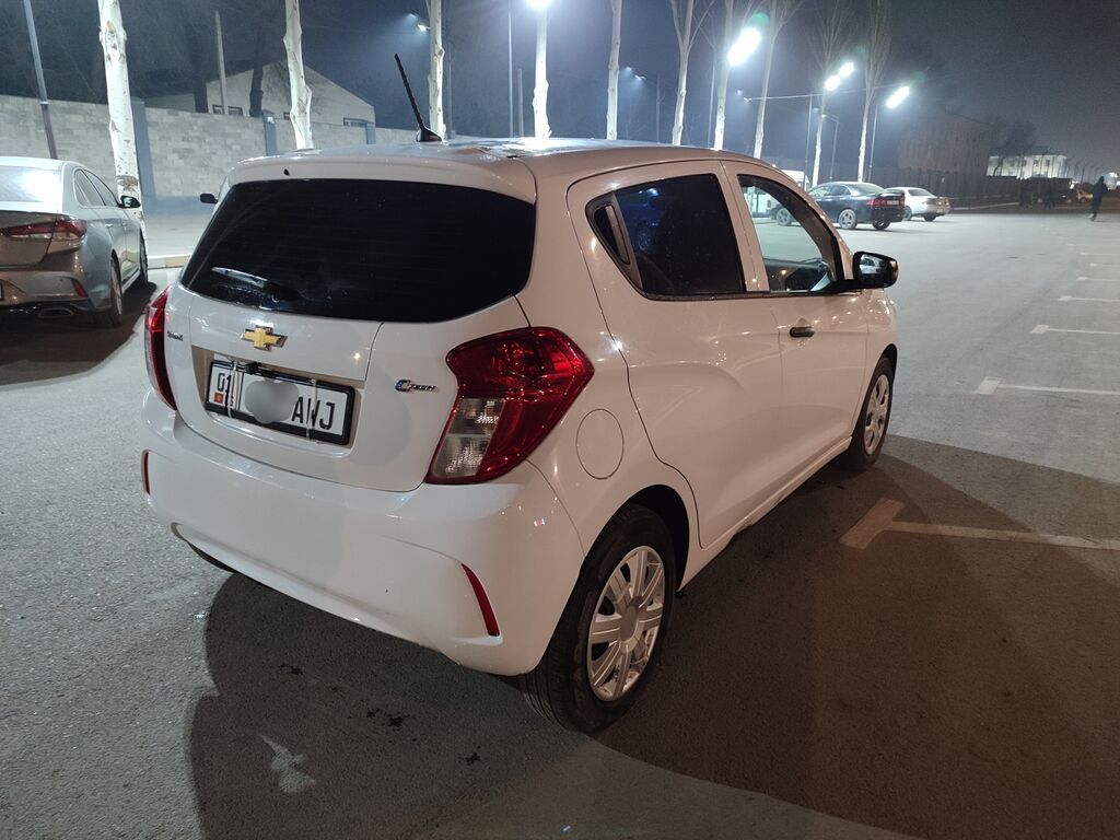 Chevrolet Spark: 2018 г., 1 л, Вариатор, Бензин, Хэтчбэк — фото 4