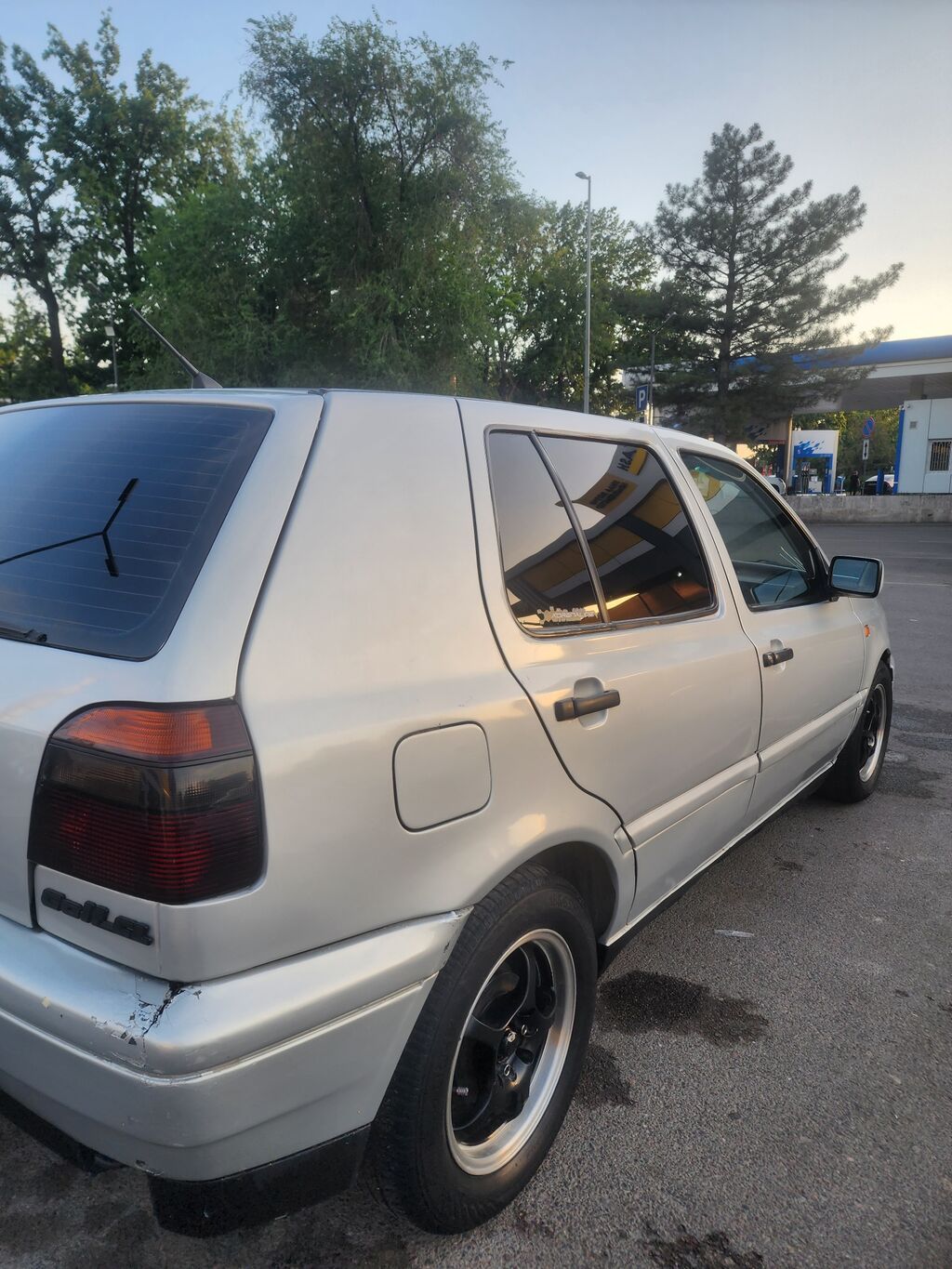 Volkswagen Golf: 1996 г., 1.8 л, Механика, Бензин, Хэтчбэк: фото 8