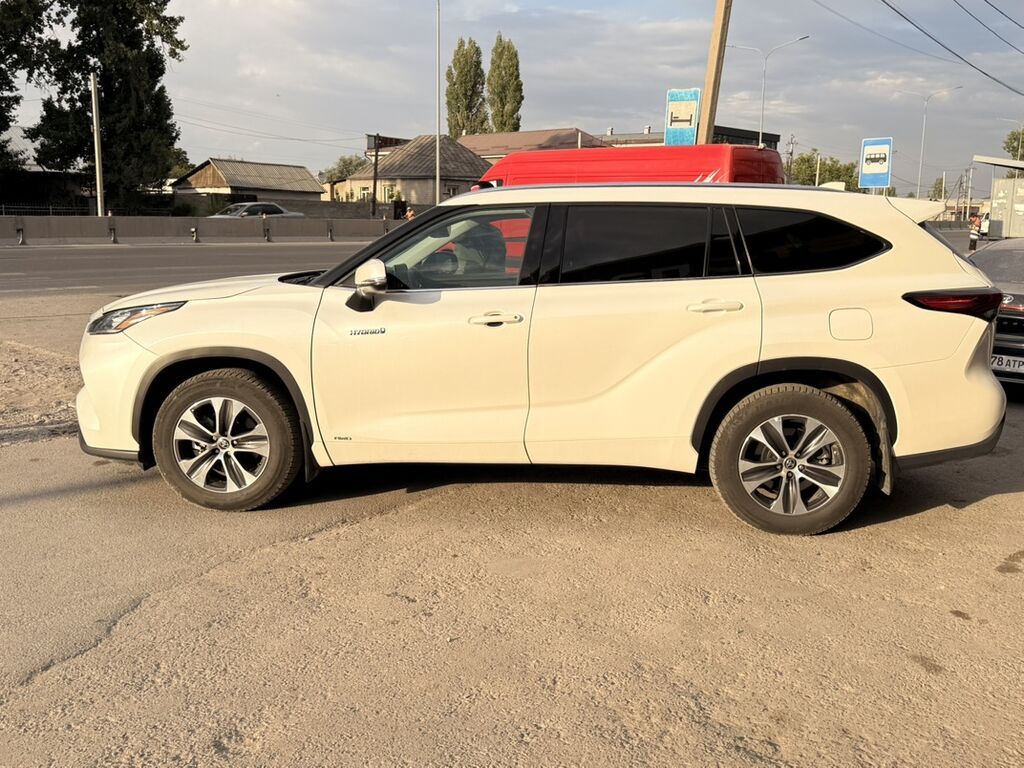 Toyota Highlander: 2021 г., 2.5 л, Вариатор, Гибрид, Кроссовер: фото 3