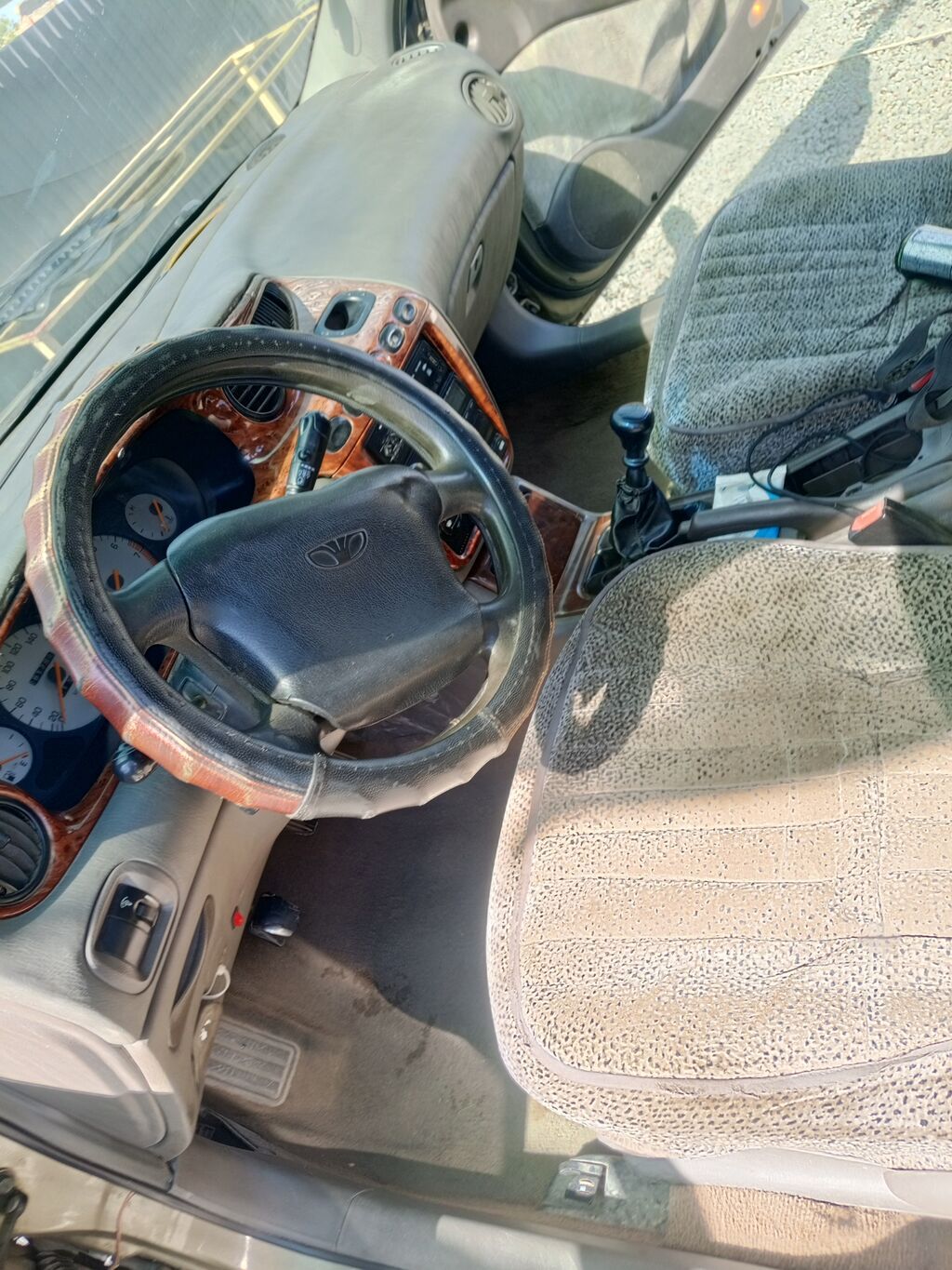 Daewoo Leganza: 1998 г., Механика, Бензин, Седан: фото 4