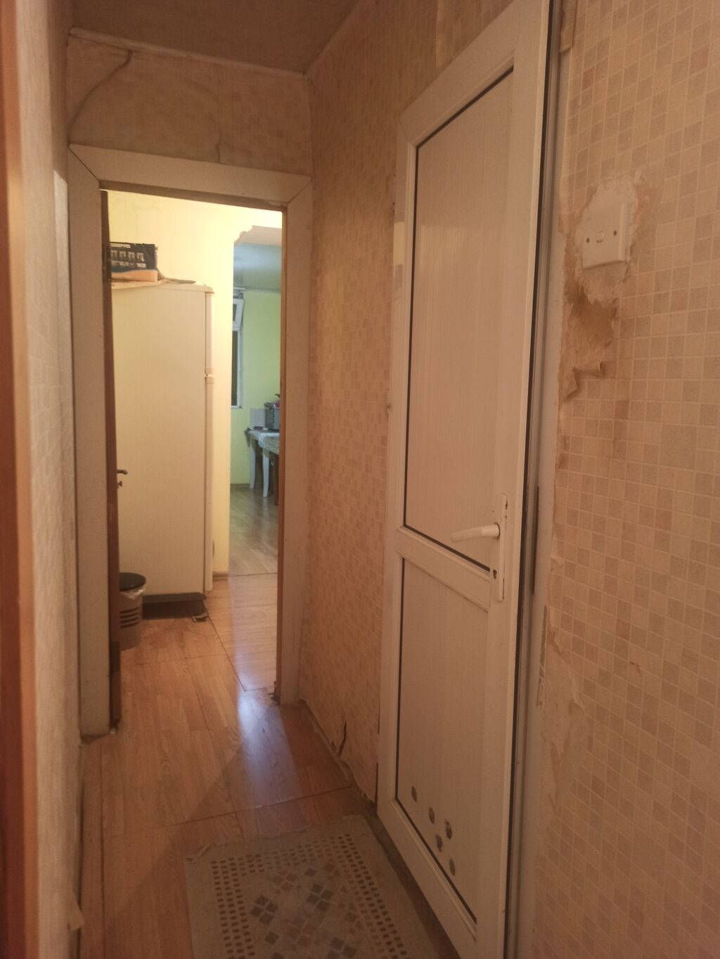 Sumqayıt, 3 otaqlı, Köhnə tikili, 85 kv. m