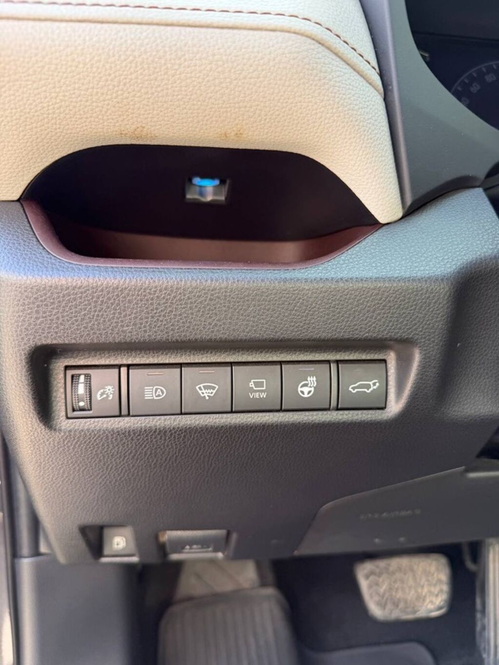 Toyota RAV4 Hybrid 2019, 2.5 л, АКПП, 82 тыс. км: фото 5