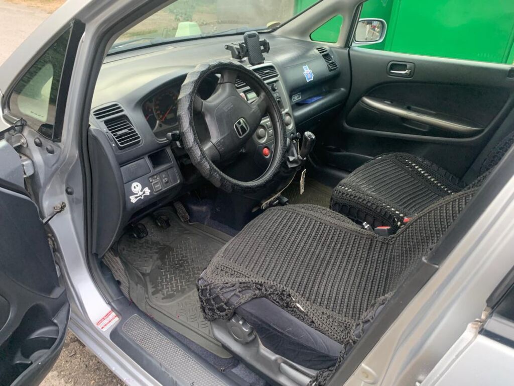 Honda Stream: 2001 г., 1.7 л, Механика, Газ, Минивэн: фото 7