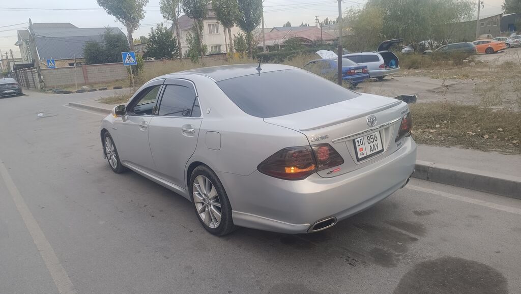 Toyota Crown: 2009 г., 3.5 л, Вариатор, Гибрид, Седан: фото 4
