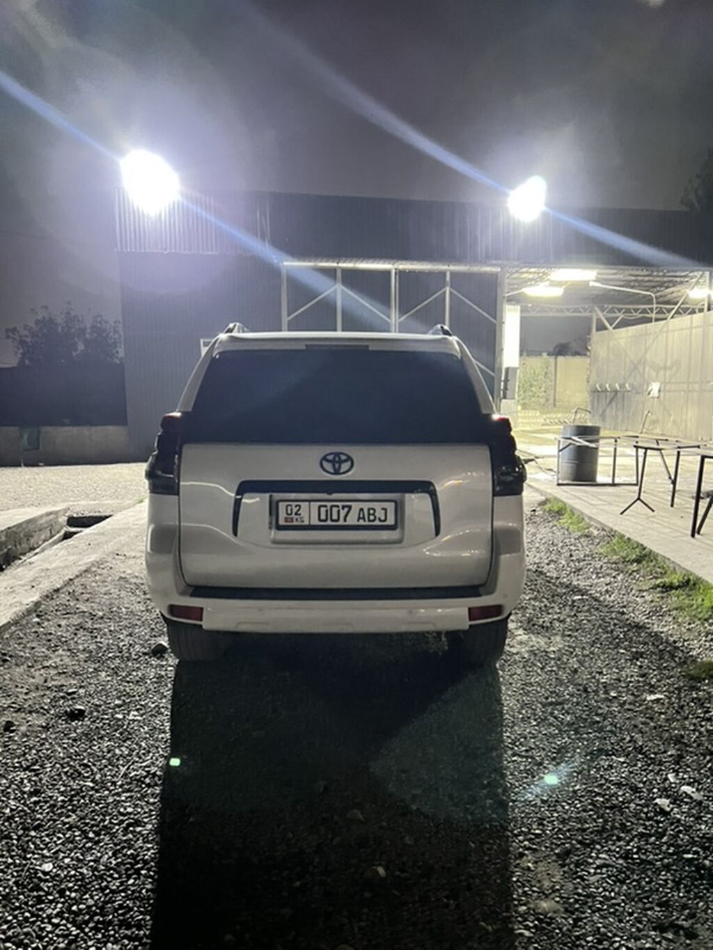 Toyota Land Cruiser Prado: 2010 г., 4 л, Автомат, Газ, Внедорожник: фото 4