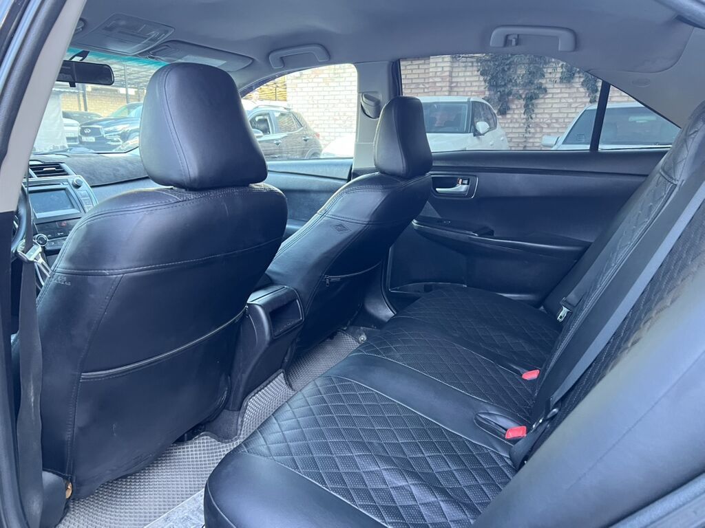Toyota Camry: 2017 г., 2.5 л, Автомат, Бензин, Седан: фото 6