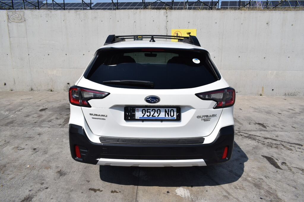 Subaru Outback: 2020 г., 2.5 л, Вариатор, Бензин, Универсал: фото 6