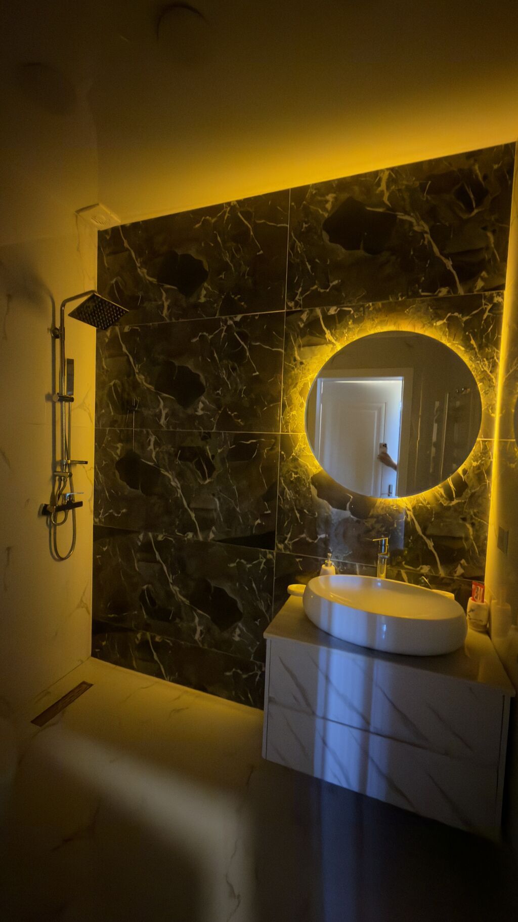 2 otaqlı, Yeni tikili, m. Qara Qarayev, 82 kv. m