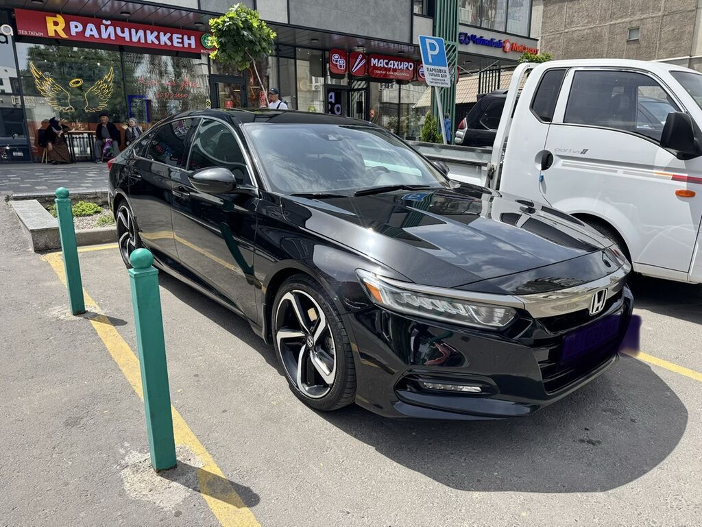 Honda Accord: 2019 г., 1.5 л, Автомат, Бензин, Седан: фото 2