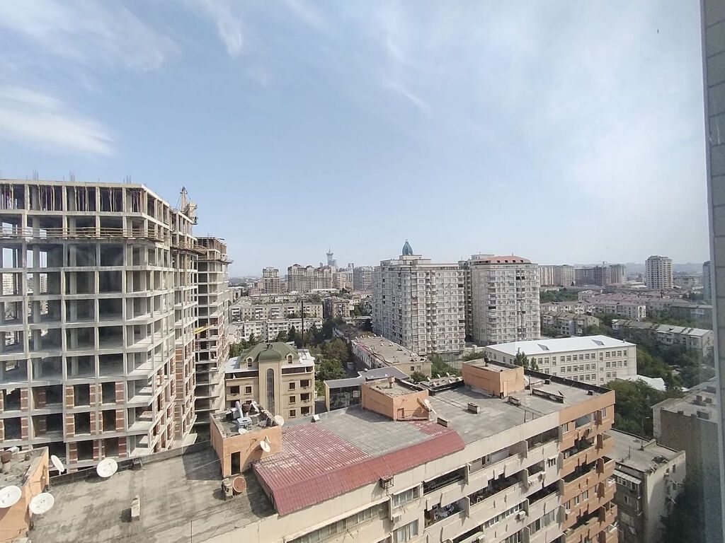 3 otaqlı, Yeni tikili, 105 kv. m