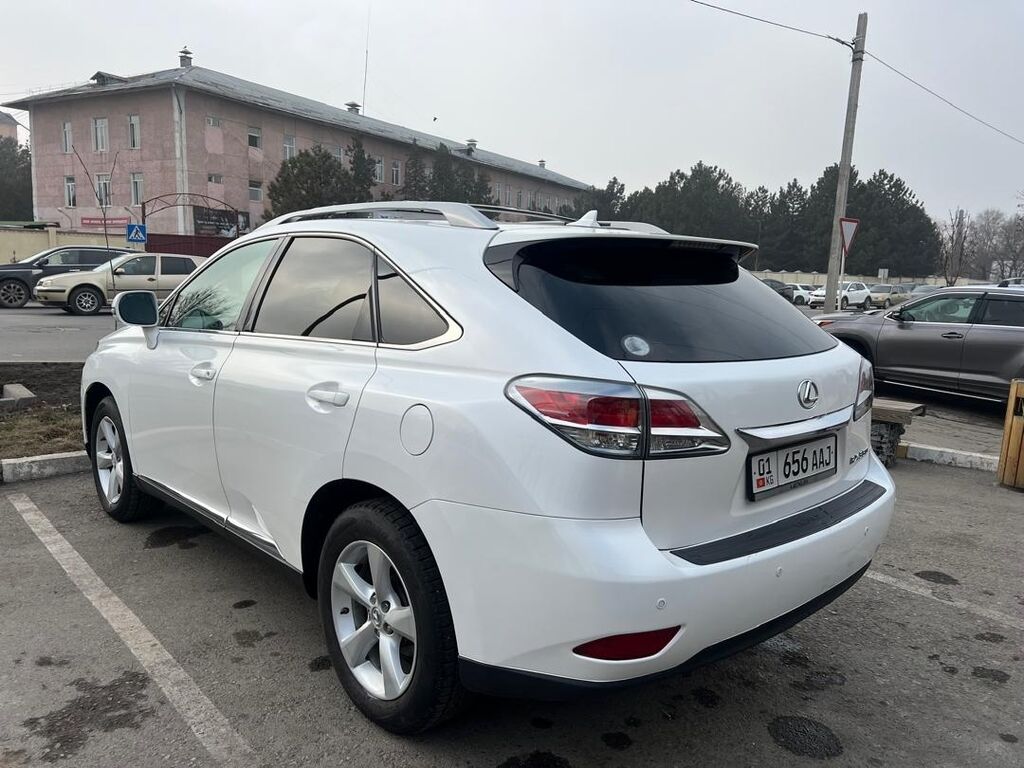 Lexus RX: 2013 г., 3.5 л, Автомат, Внедорожник: фото 5