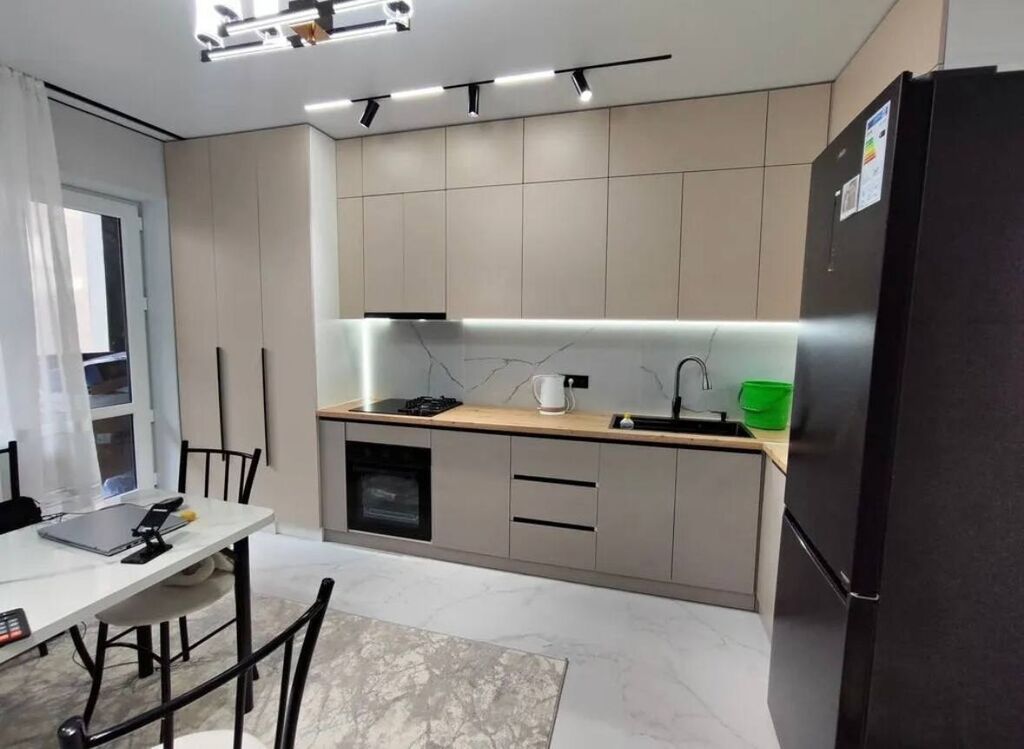 2 комнаты, 83 м², Технопарк 107 серия, 6 этаж, Дизайнерский ремонт: фото 4