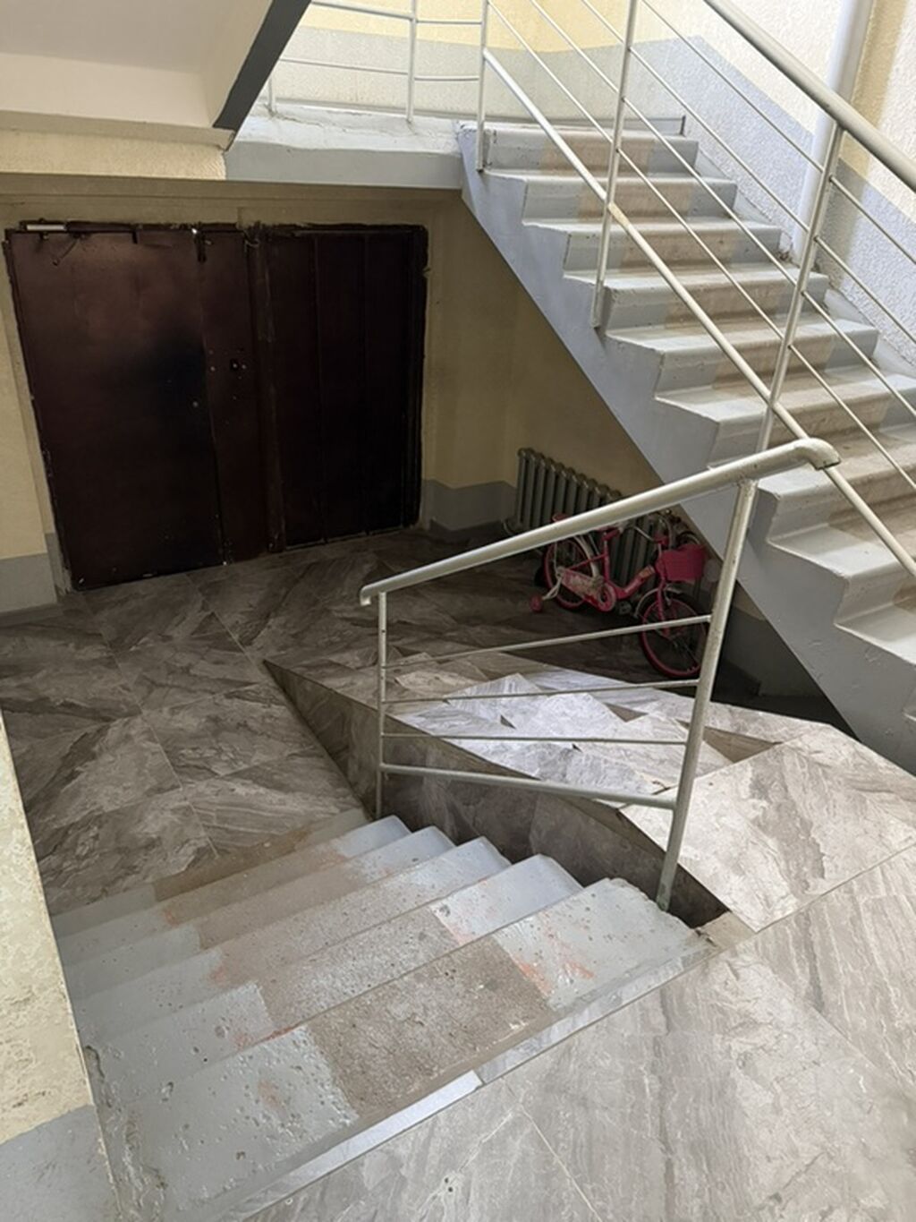 1 комната, 46 м², Восток-5 мкр 106 серия улучшенная, 1 этаж, Свежий ремонт: фото 7