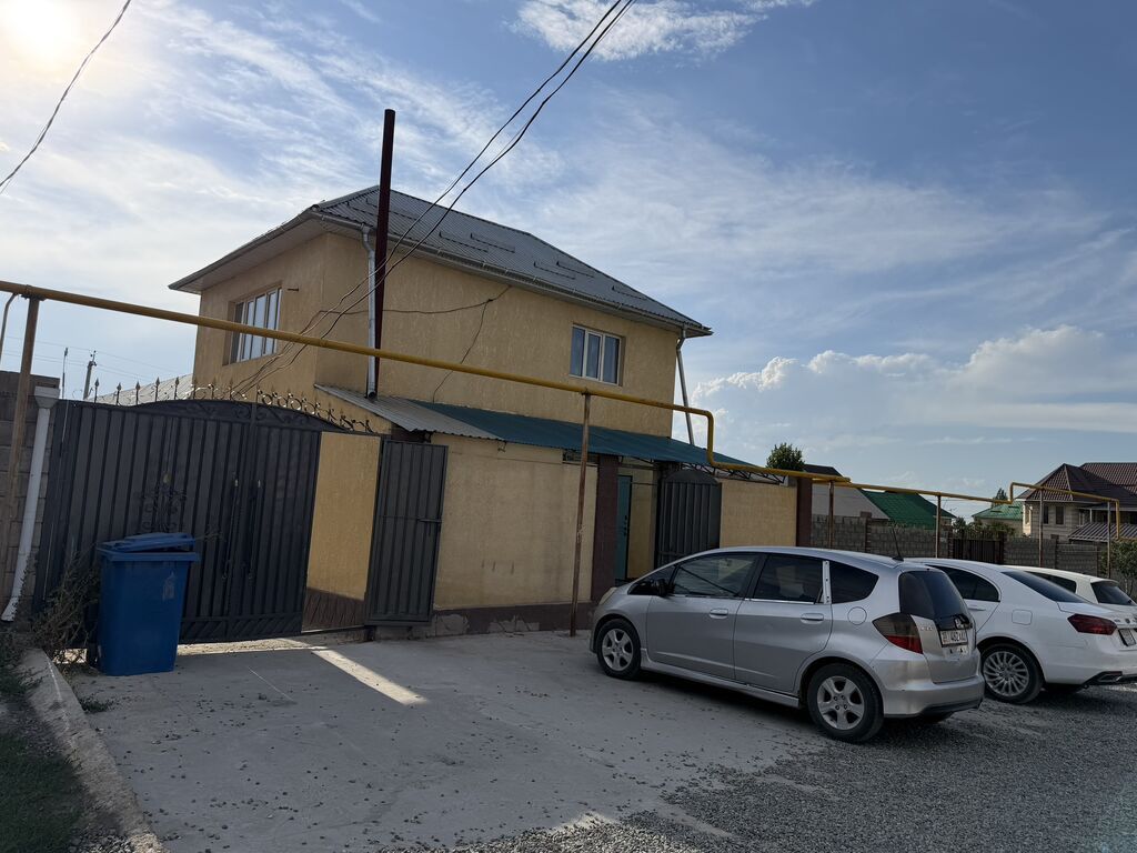 Продам дом с бизнесом: 8 квартир в Бишкеке: фото 2