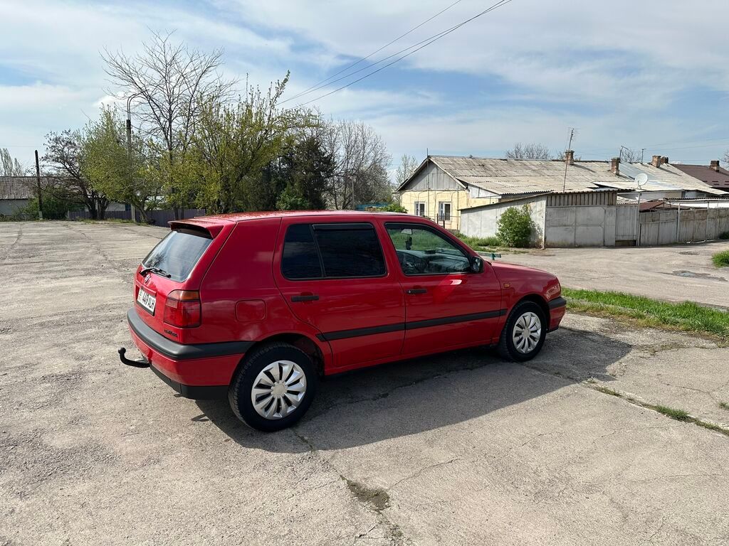 Volkswagen Golf: 1992 г., 1.8 л, Механика, Бензин, Хэтчбэк: фото 3