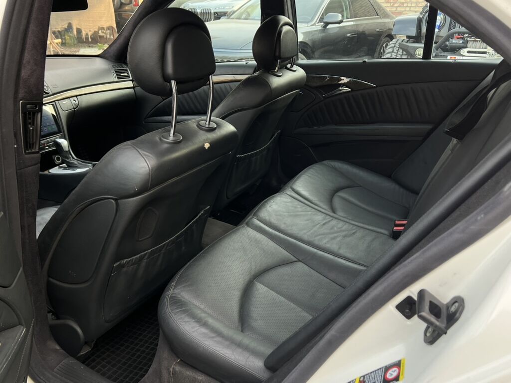 Mercedes-Benz E-Class: 2003 г., 5.5 л, Автомат, Бензин, Седан: фото 7