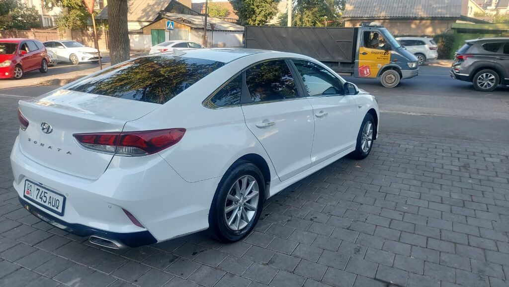 Hyundai Sonata: 2018 г., 2 л, Автомат, Газ, Седан: фото 4