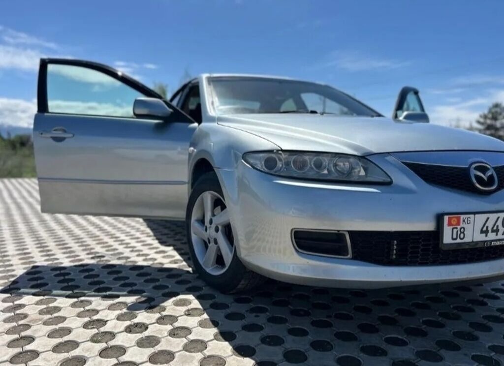 Mazda 6