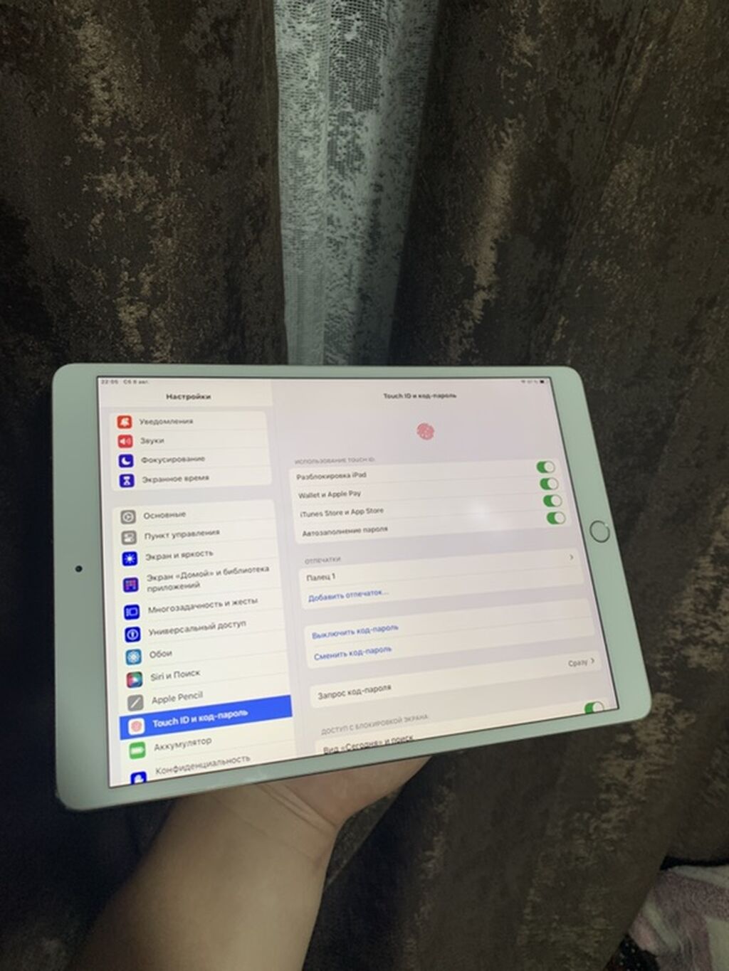 Планшет, Apple, память 64 ГБ, 10" - 11", Wi-Fi, Б/у, Классический цвет - Серебристый: фото 4