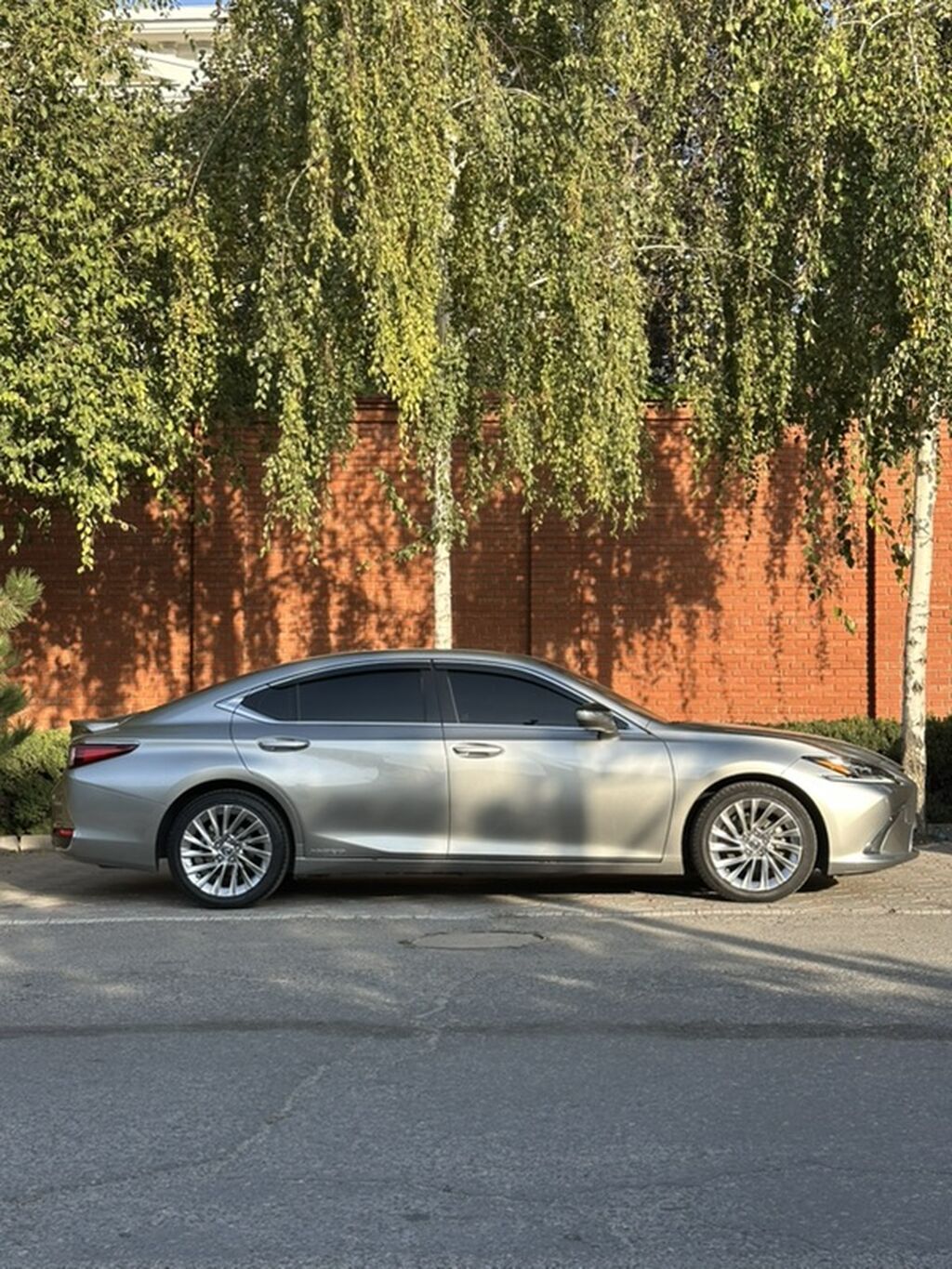 Lexus ES: 2019 г., 2.5 л, Вариатор, Гибрид, Седан: фото 6