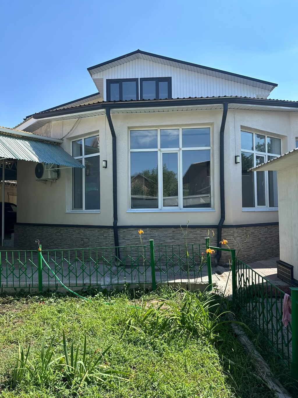200 м², 5 комнат: фото 1
