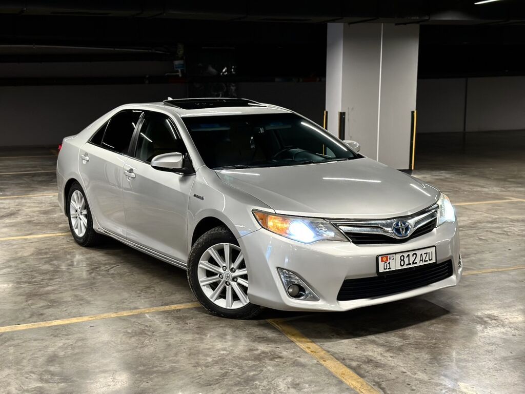 Toyota Camry: 2014 г., 2.5 л, Вариатор, Гибрид, Седан: фото 2