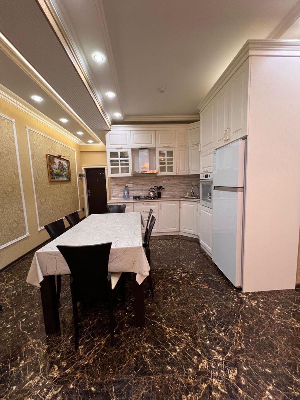 Xətai rayonu | Xocalı prospekti | Xətai metrosunun yanı | 3 Otaqlı
