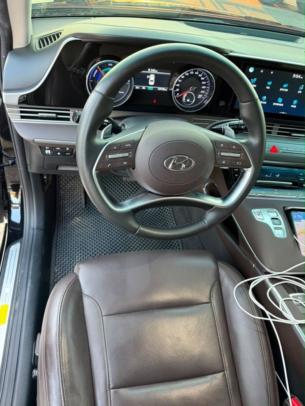 Hyundai Grandeur: 2022 г., 2.4 л, Гибрид, Седан: фото 8