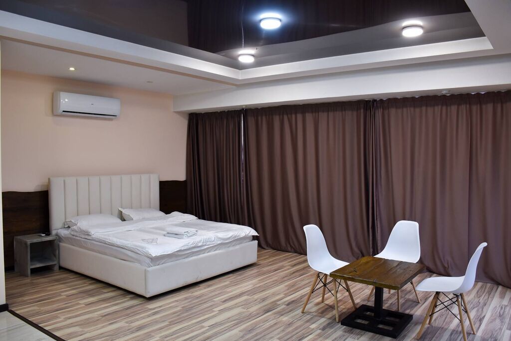1 комната, Восток-5 мкр, Душевая кабина, Постельное белье, Кондиционер, фото 3