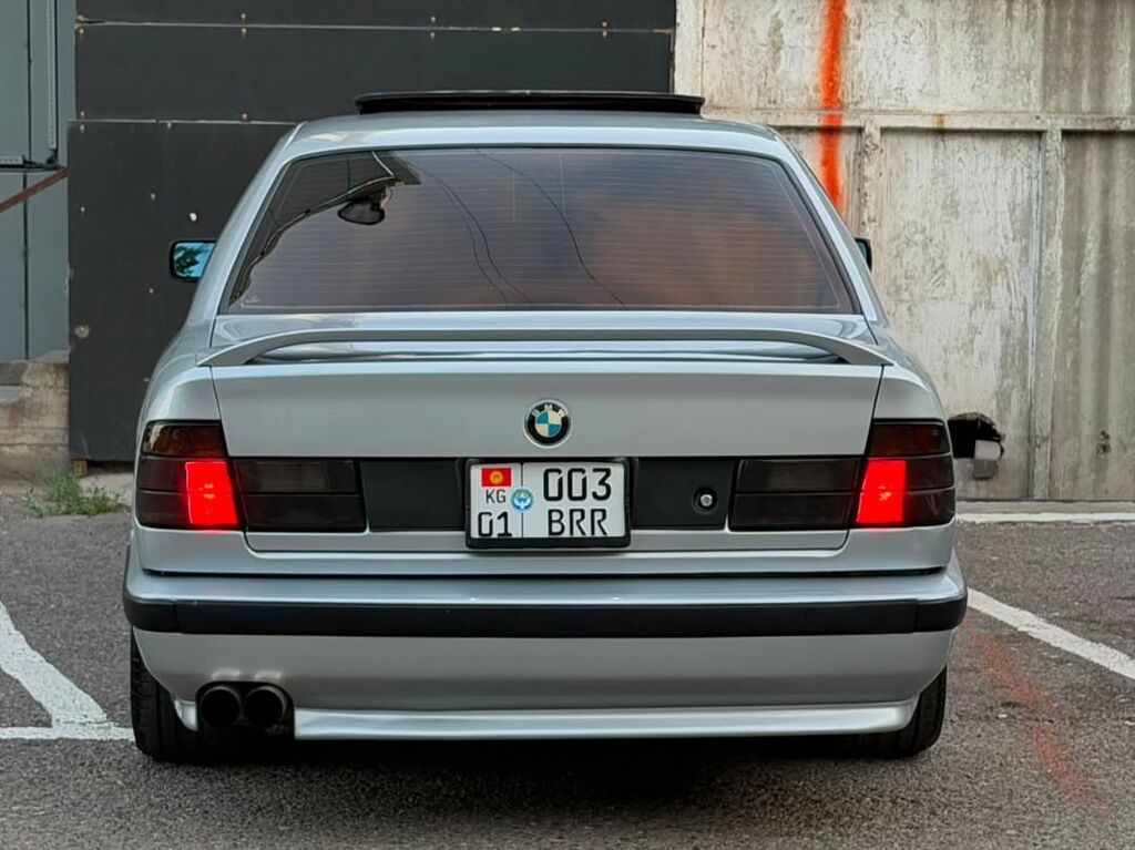 BMW 5 series: 1995 г., 3.2 л, Механика, Бензин, Седан: фото 4