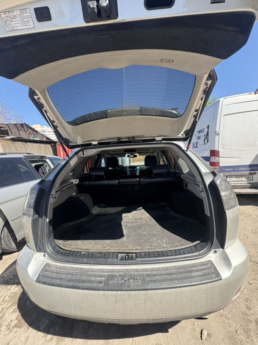 Lexus RX: 2004 г., 3.3 л, Автомат, Бензин, Кроссовер: фото 7
